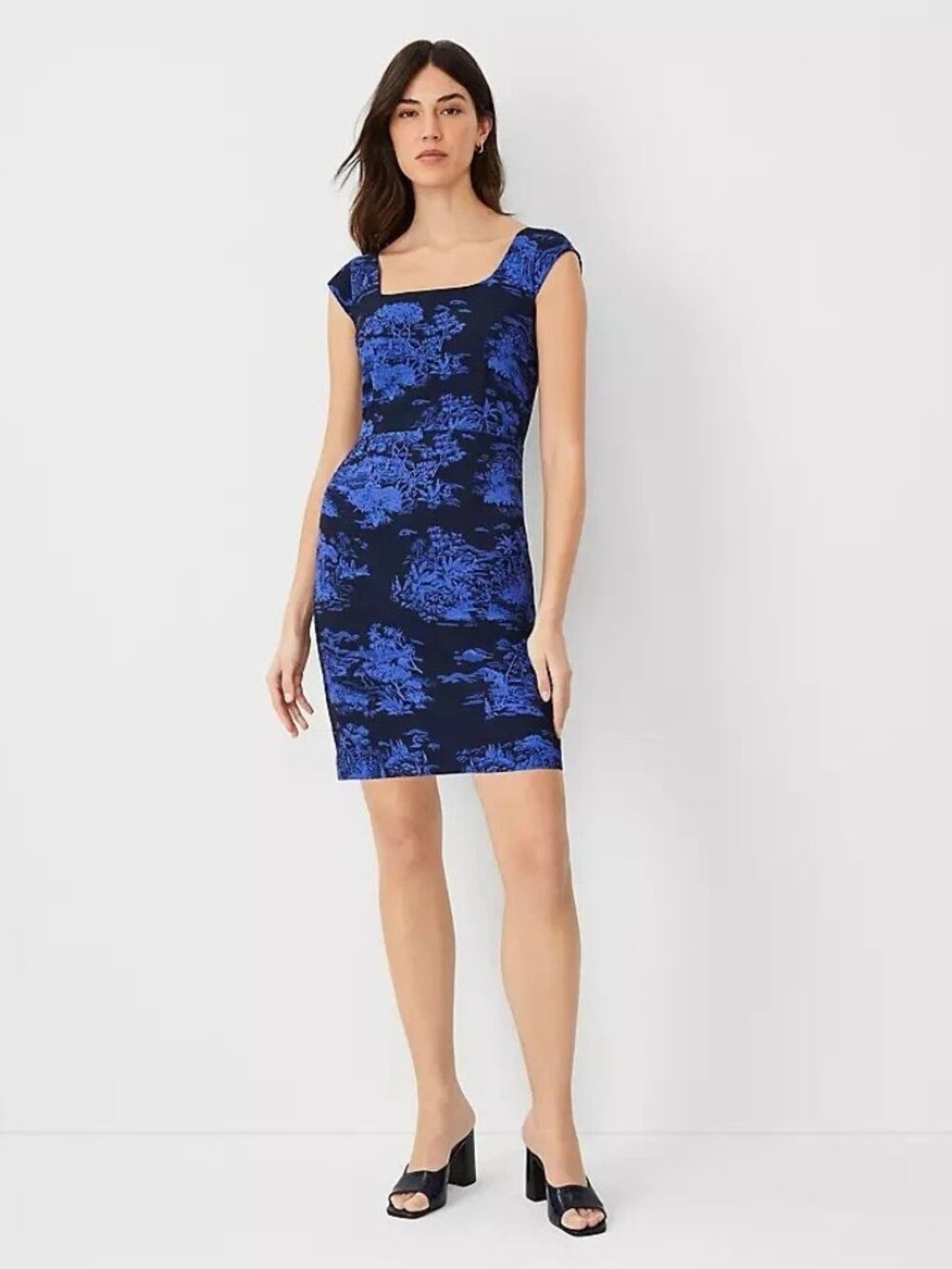 NWT Ann Taylor $149 Cap Sleeve Square Neck Sheath Dress Size M Dazzling Blue